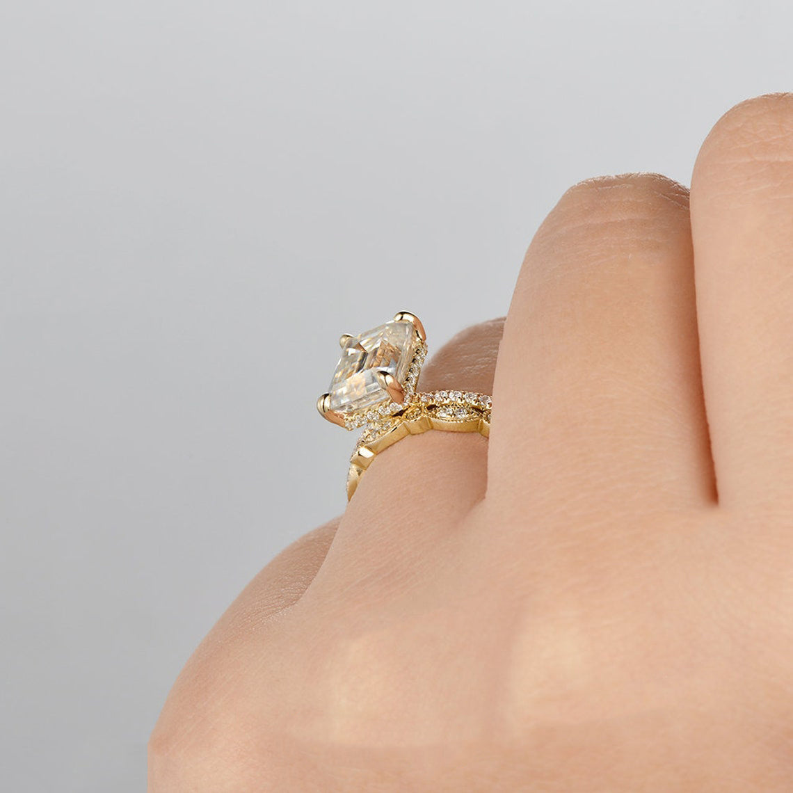 2.50 CT Emerald Cut Solitaire Style Moissanite Bridal Ring Set