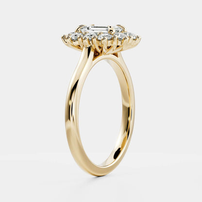 Round: Halo Cluster Lab Grown Diamond