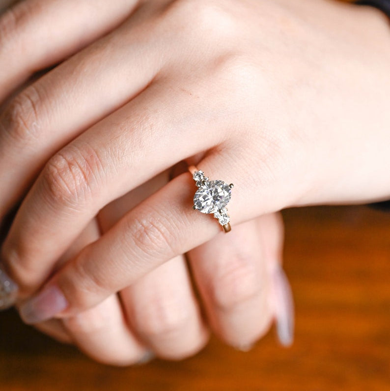 Stunning 1.0 - 2.0 CT Oval Moissanite Engagement Ring with Cluster Design 4