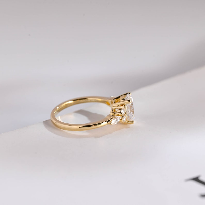 Stunning 1.0 - 2.0 CT Oval Moissanite Engagement Ring with Cluster Design 7