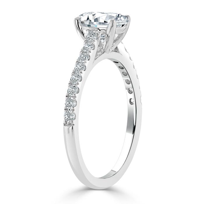 0.94 CT Oval Cut Solitaire Moissanite Engagement Ring With Pave Setting