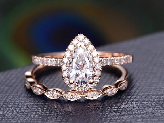 1.0 CT Pear Cut Halo Milgrain Style Moissanite Bridal Ring Set