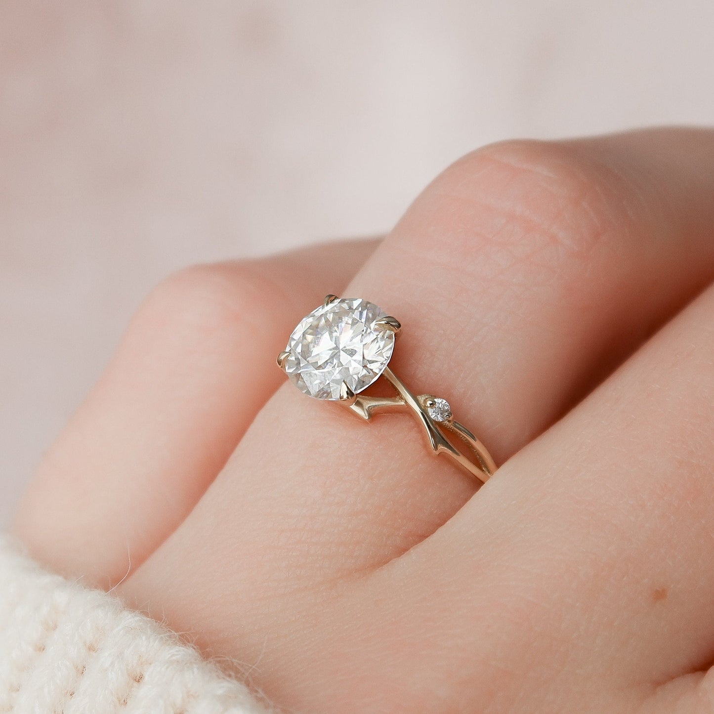 1.50 CT Round Twig Style Moissanite Engagement Ring