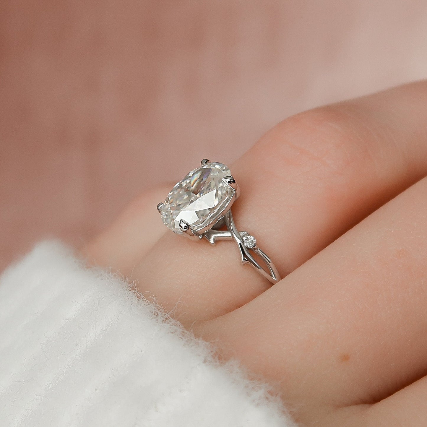 2.0 CT Oval Cut Twig Style Moissanite Engagement Ring