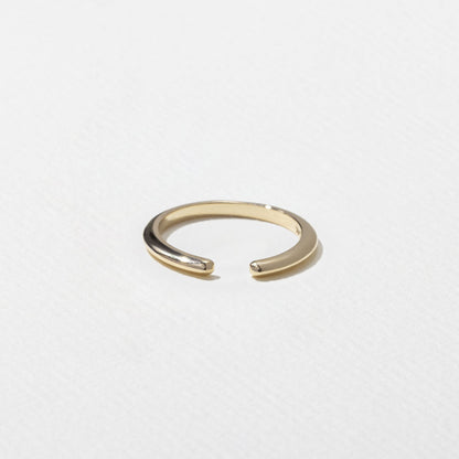 Plain Open Solitaire Band