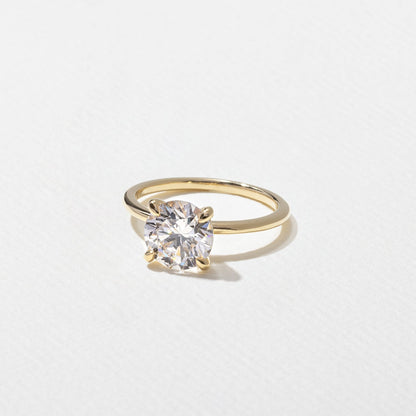 Round Lab Grown Diamond Solitaire Engagement Ring