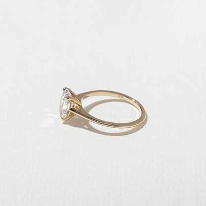 Oval Lab Grown Diamond Solitaire Engagement Ring